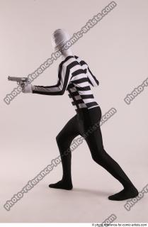 JIRKA STANDING POSE WITH TWO GUNS